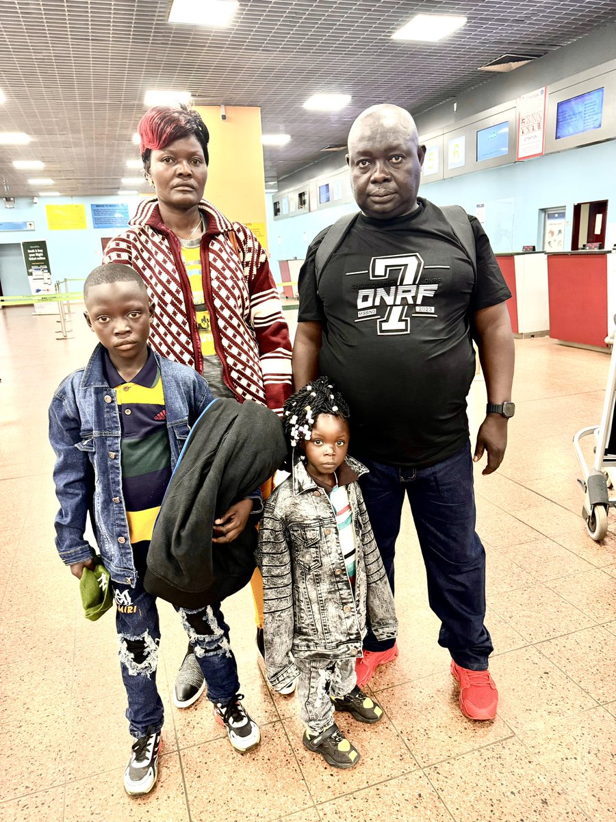 RefugeesCmr's tweet photo. 1️⃣3️⃣8️⃣refugees recently left Cameroon for the USA🇺🇸, totaling 5️⃣3️⃣4️⃣ resettled in 2024.

Thanks to @StatePRM and @CamerounOim for partnering with UNHCR to support &amp; ensure sustainable response for people forced to flee.

#HopeAwayFromHome https://t.co/YfpmeSP0HA