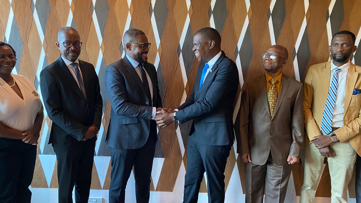 YourBDIH's tweet photo. Cheerful moments following a successful and productive engagement.

#BDIH #InnovationIsHappeningHere https://t.co/6JUNp4BCsY