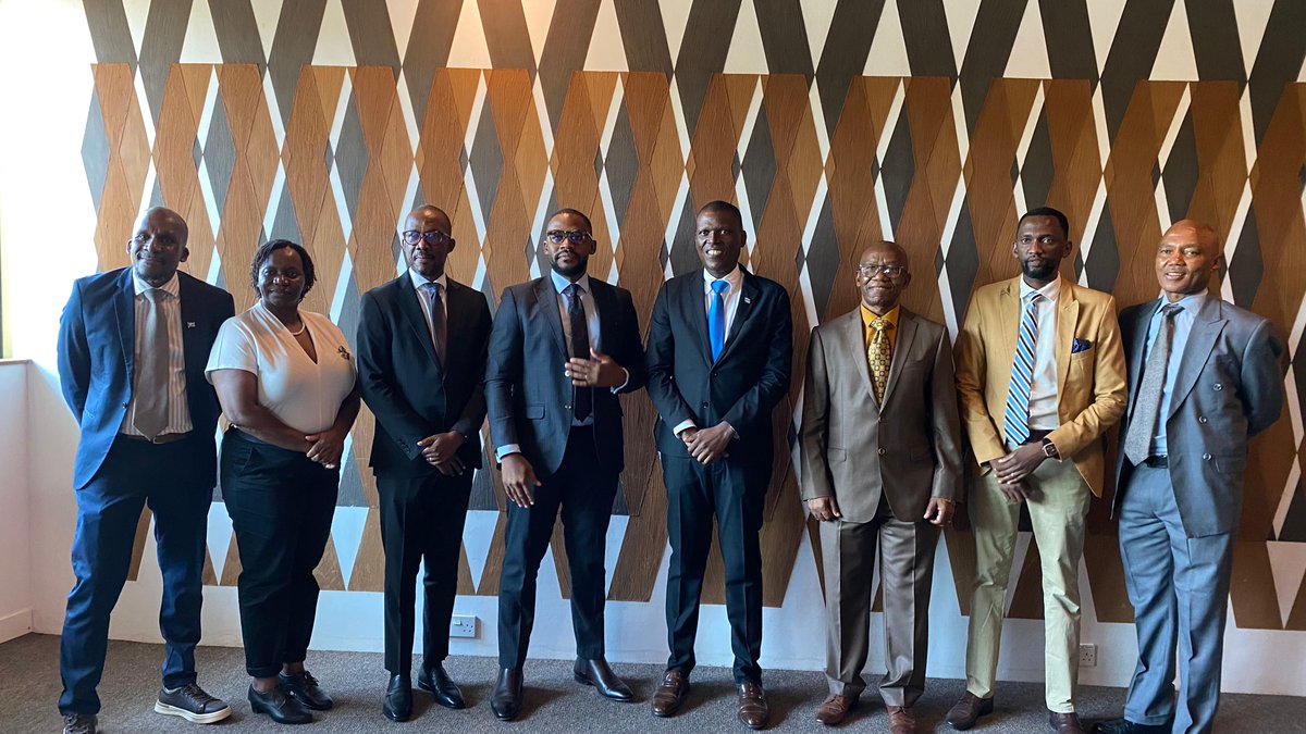 YourBDIH's tweet photo. Cheerful moments following a successful and productive engagement.

#BDIH #InnovationIsHappeningHere https://t.co/6JUNp4BCsY