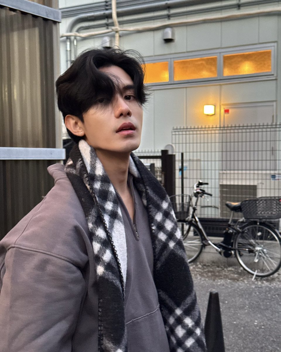 netsiraphop's tweet photo. Tokyo boi 🖤 #netsiraphop https://t.co/xyxC1TSSwL