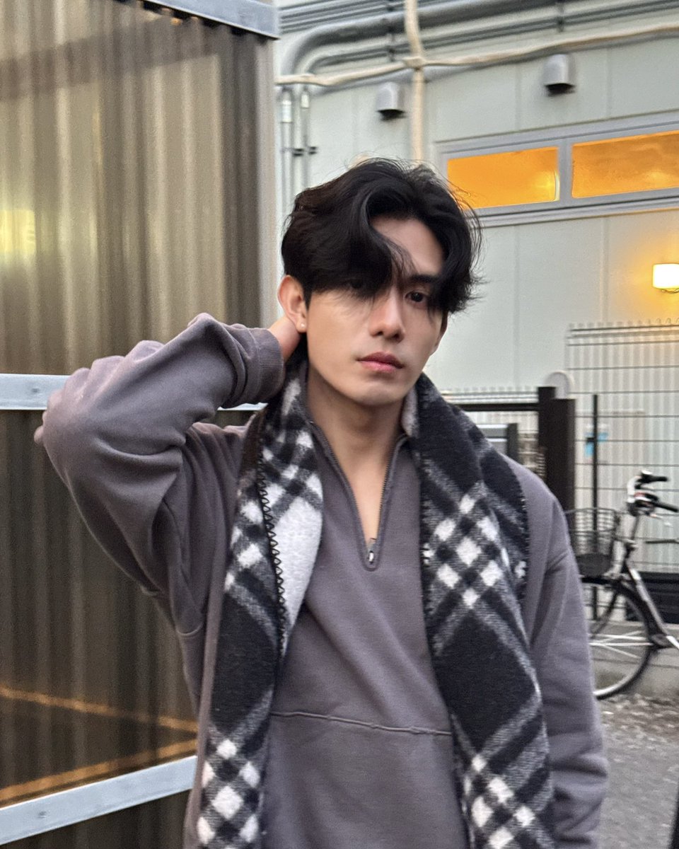 netsiraphop's tweet photo. Tokyo boi 🖤 #netsiraphop https://t.co/xyxC1TSSwL