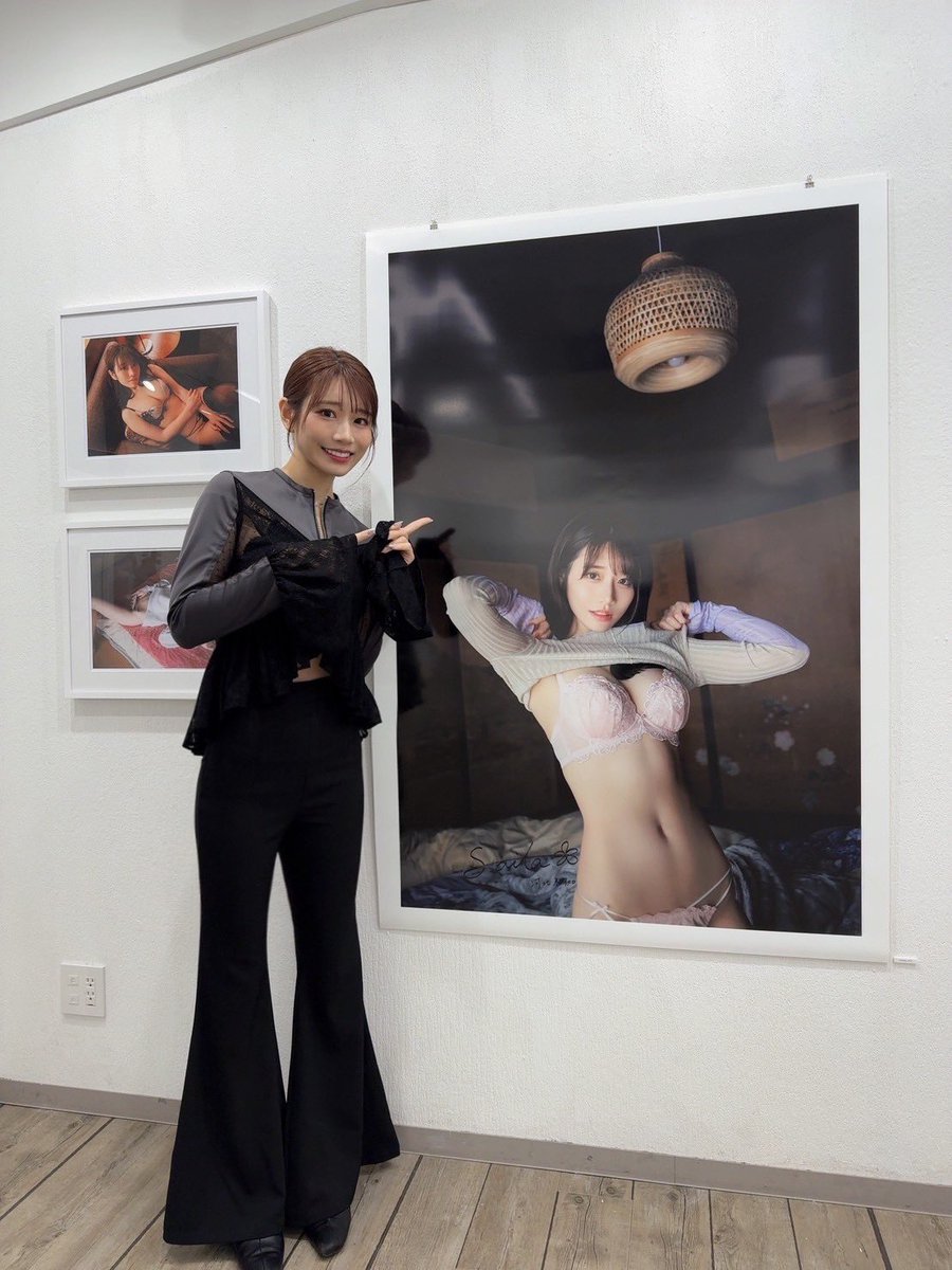Saika_Kawakita's tweet photo. 『うたかたの花 』 写真展
ご来場頂いた皆さん
ありがとうこざいました💐🤍

初めての個人での写真展開催でしたが
写真集で見ていたものと
また全然違う見え方で、より1枚1枚が
大切な写真だなと感じる事ができました✨

ファンの方々の好みの写真たちも
とっても勉強になりました！

6日間の写真展ありがとうこざいました☺️