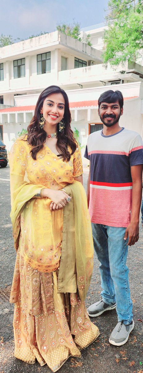 suryaprakash (@suryaprakash2) on Twitter photo #meenu #Meenakshi Aka #MeenakshiChaudhary <a href="/Meenakshiioffl/">Meenaakshi Chaudhary</a>
#సంక్రాంతికివస్తున్నాం
#SankranthikiVasthunam
#BlockbusterSankranthikiVasthunam #meenu #Meenakshi Aka #MeenakshiChaudhary <a href="/Meenakshiioffl/">Meenaakshi Chaudhary</a>
#సంక్రాంతికివస్తున్నాం
#SankranthikiVasthunam
#BlockbusterSankranthikiVasthunam