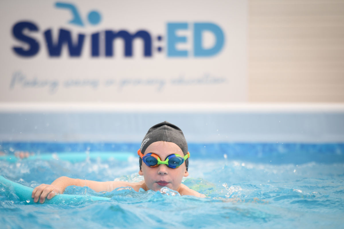 fiestasportscoa's tweet image. 🏊‍♂️ Every child deserves to be a confident   swimmer. Dive into our inclusive swim programmes designed for all abilities!   They are affordable and offer many benefits for mental and physical   well-being. Let&apos;s make waves together! 🌊
fiestasportscoaching.co.uk/our-services/s…

#SwimForAll