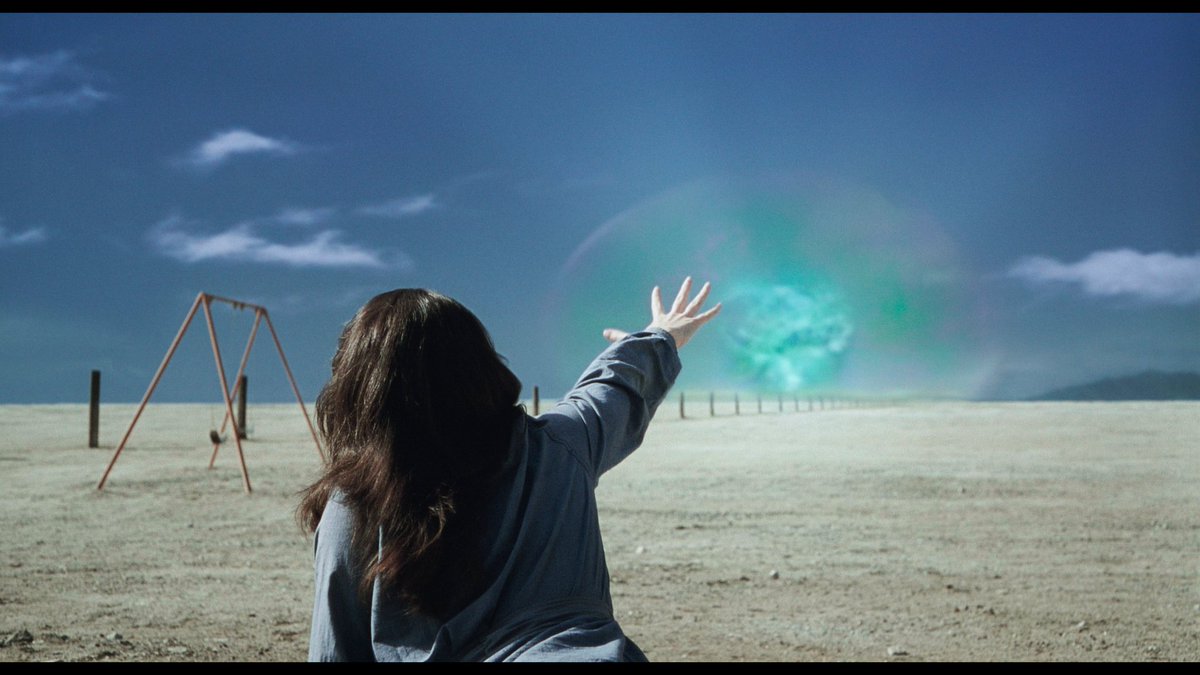 CageValley's tweet image. I find Hulk (2003) aesthetically so impressive. Ang Lee left a mark on superhero movies, but he still doesn't get the recognition he deserves.