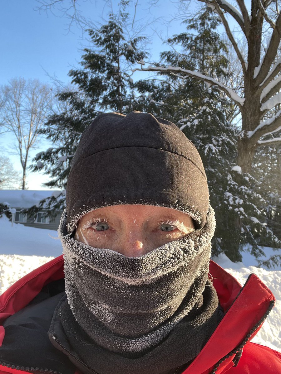 jenn1662's tweet photo. Rarely seen - elusive northern breed. 😂 got out for two hours in beautiful sunshine and blue skies before the next snowstorm. #muskoka #glamshot #mybestlook #onstorm https://t.co/cnfG64oEJM