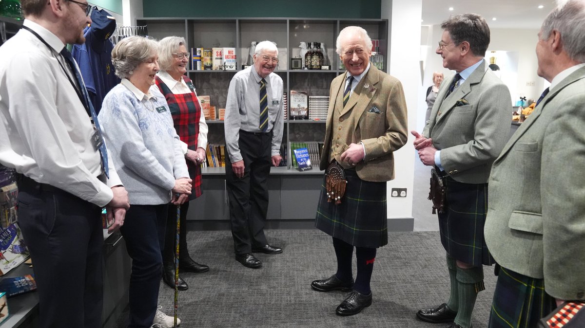 The Royal Family tweet media