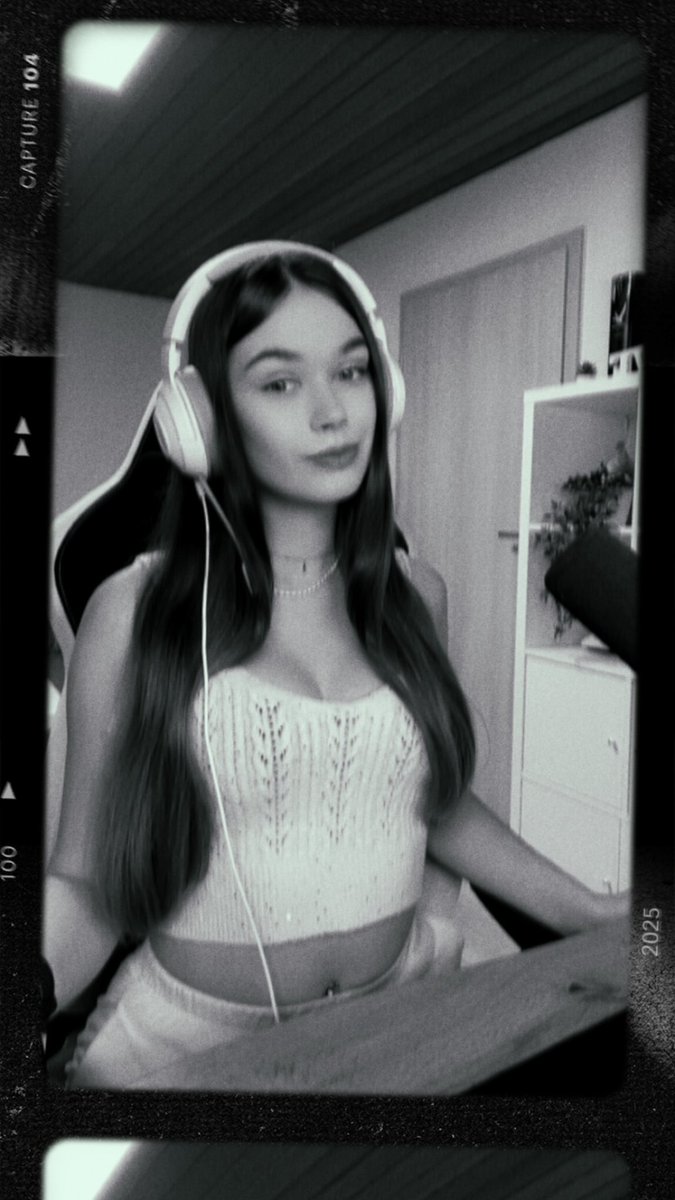 sara.🧸 tweet media