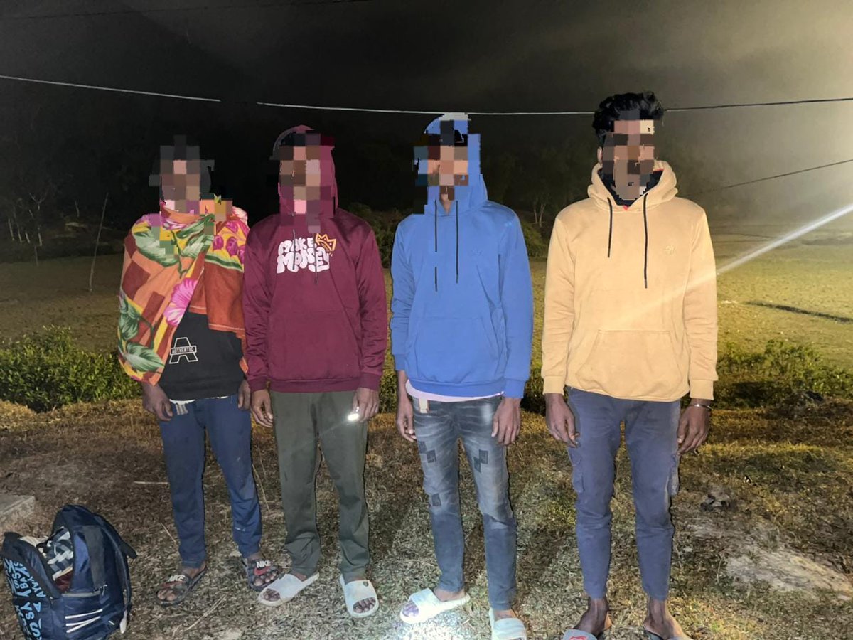 himantabiswa's tweet photo. Zero Tolerance for Illegal Infiltration

Under strict vigil along the international border, four Bangladeshi nationals were apprehended by @assampolice near the border and pushed back.  

🇧🇩 Md. Habil  
🇧🇩 Md. Jakariya  
🇧🇩 Md. Naim  
🇧🇩 Md. Aliul SK https://t.co/hR5C2SfH4U