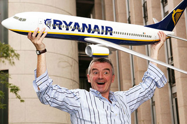 HighSignal_AI's tweet photo. This airline made passengers pay €10 for everything—even the ticket.

Most thought it would go bankrupt.

But instead, it became Europe’s most profitable airline.

Here’s the story of how Ryanair turned frugality into a billion-euro empire: https://t.co/vRGNqcQFQy
