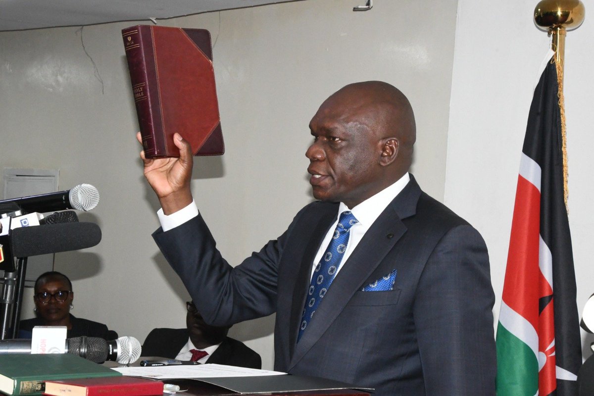 Other members that took oath office include; Harun Maalimu Hassan, Mwanamaka Amani Mabruki, Boya Molu, Dr Irene Cherotich Asienga, Dr Francis Otieno Owino, Joan Andisi Machayo and Francis Meja.