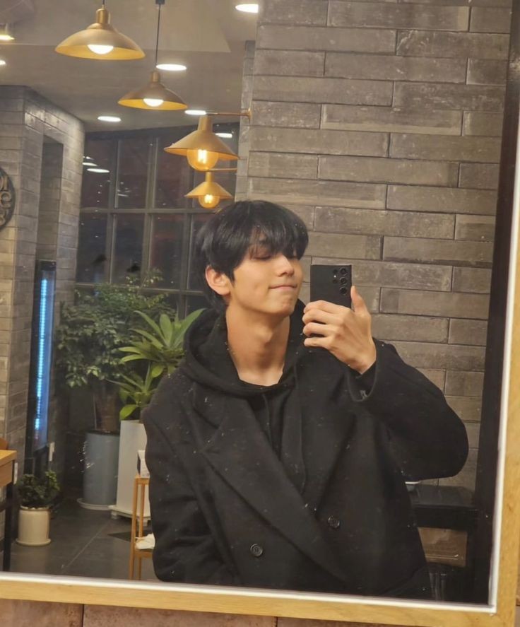 _levilevilevi's tweet photo. ⠀ ⠀                     
                                ?????.
                         
                           #phuprpg.

⠀              ⠀ https://t.co/KoCNyWMft2