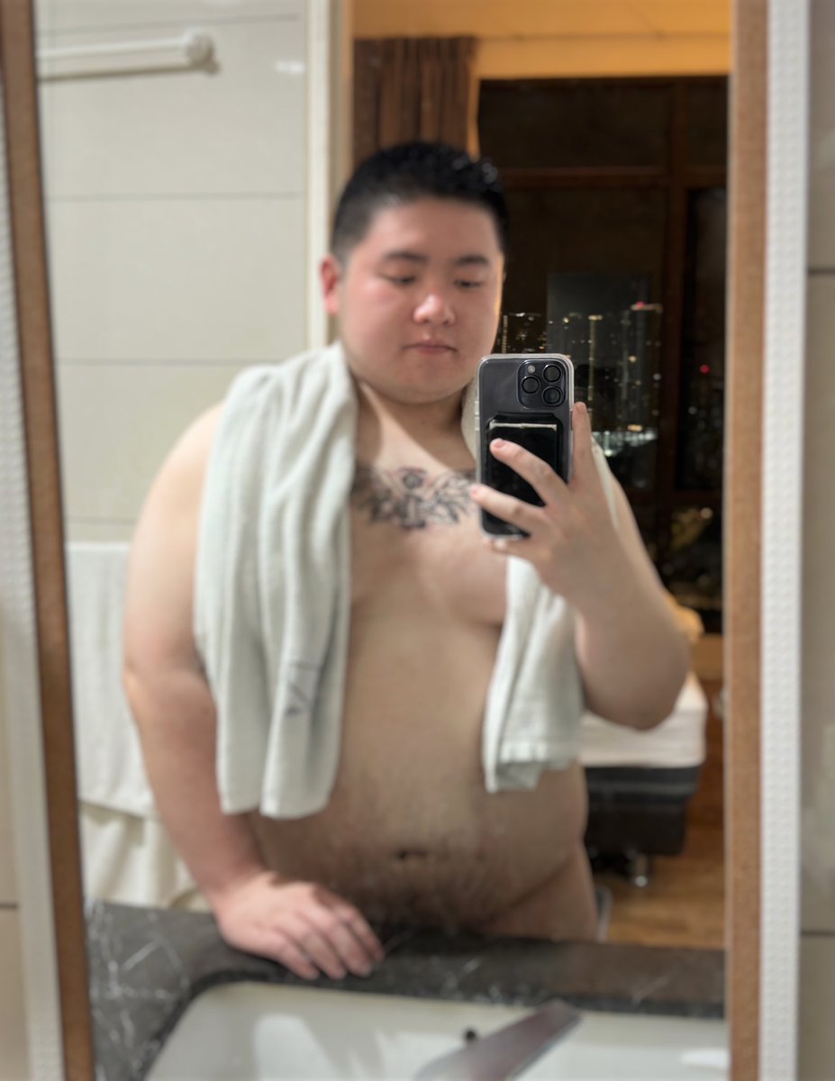 Baoo97's tweet photo. Fat 🥩🐻‍❄️ https://t.co/fFCako05o8