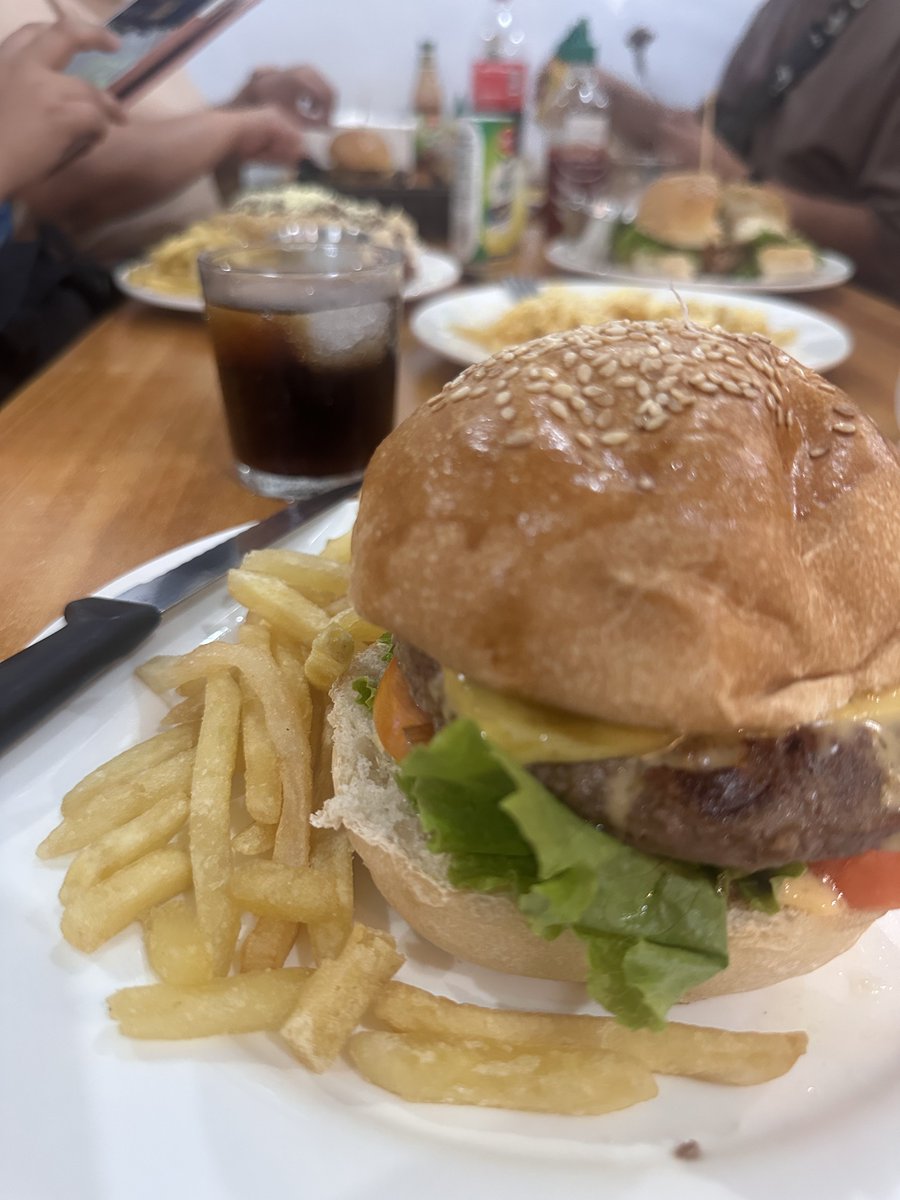KingToph89's tweet photo. @LiveSmart @SMARTCares Day 4 sa Sarafi in #Calauit then #Conception Waterfalls in #Busuanga. Ended the day with a cheeseburger then whole body massage π
#Coron #Palawan https://t.co/vHQuNbHkkv