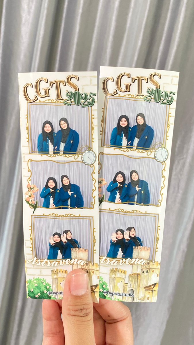 skiesloversss's tweet photo. tukeran almet sama dhiya😆💗 https://t.co/Q0yjof7c4q