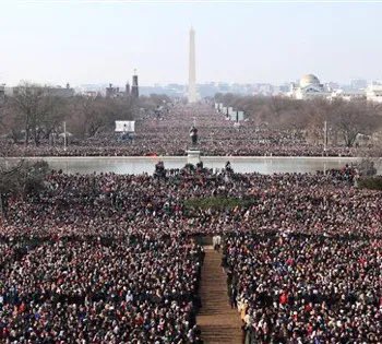 SebastianAvenue's tweet photo. January 20, 2009, Barack Obama is inaugurated as the 44th President of the United States of America. Becoming the first Black president of the US. https://t.co/TAsKlTRScz