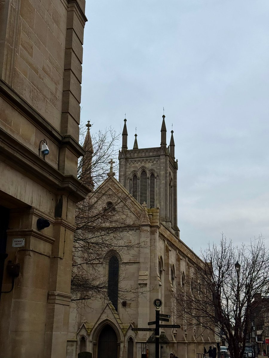 theoldbuilding's tweet image. Morning walks #stamford