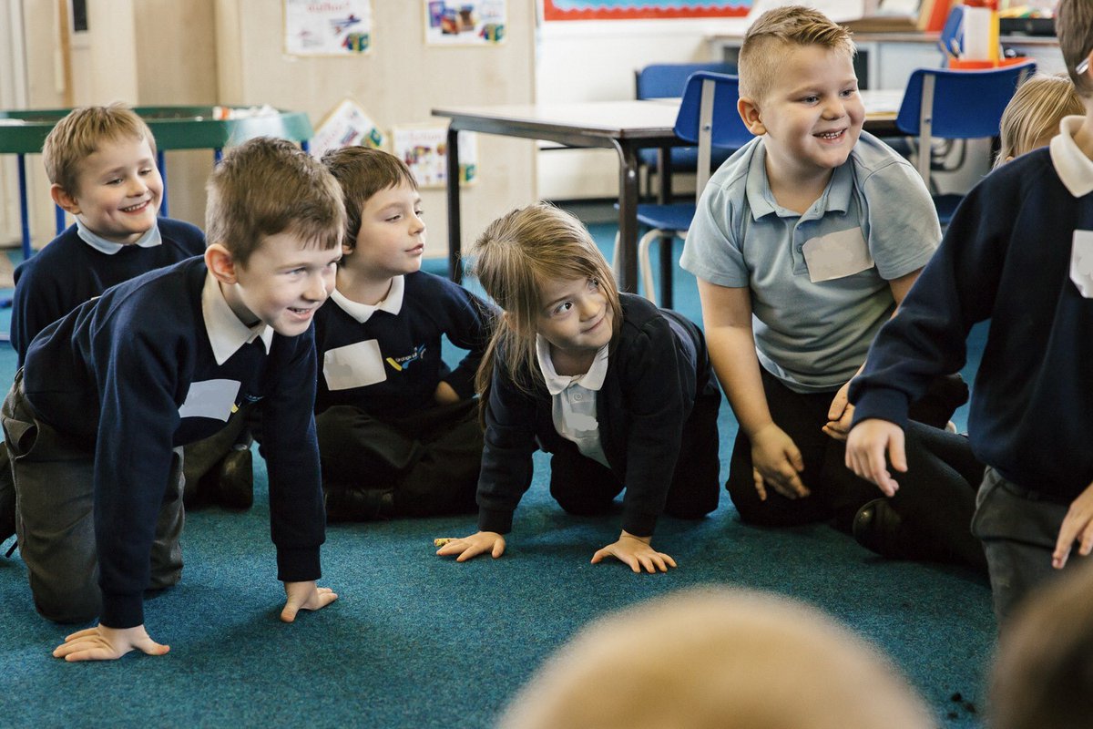 There's just a couple of weeks to go before our KS2 Composition CPD session at Scawsby Junior Academy. If you would like to pick up techniques and activities to support your teaching of the Model Music Curriculum, you don't want to miss this!

Book here: bit.ly/Teacher_CPD_Pr…