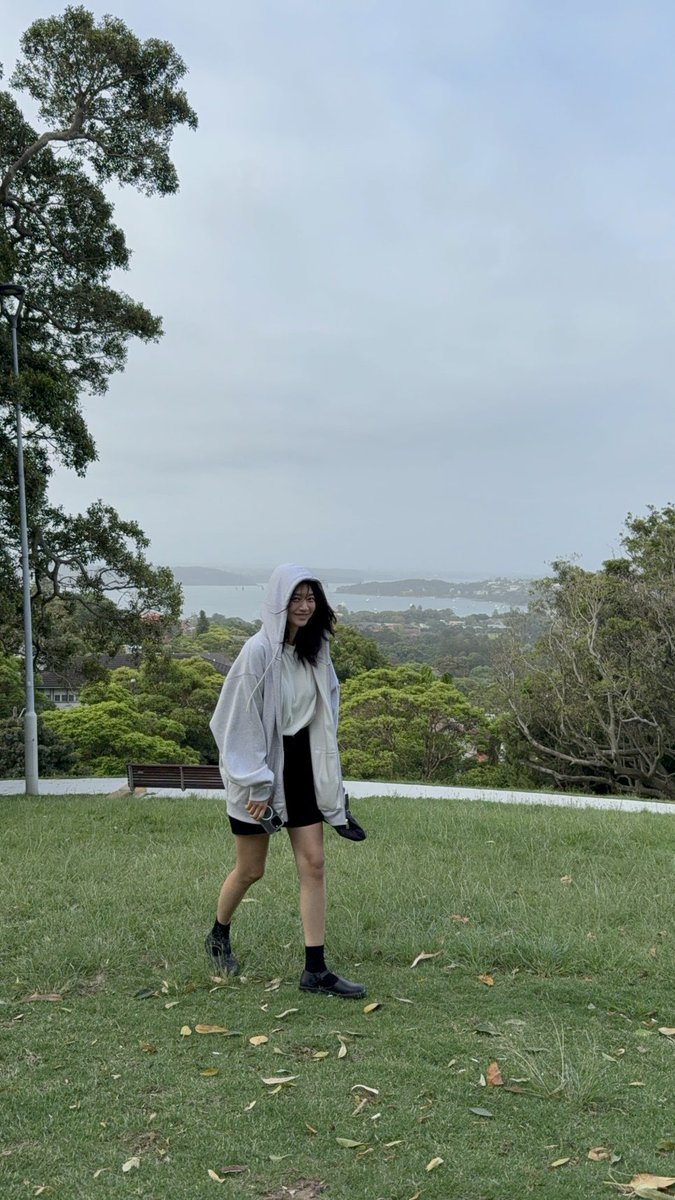 ShinMinaIntl's tweet photo. “The beginning of writing a blog” 
Shin Mina shared some great news to her longtime fans that she has opened up her own blog to share about her life and travels. 

Make sure to check out her first blog post in her ig story! 😍✨

#ShinMina #신민아 https://t.co/6eAig5SYE6
