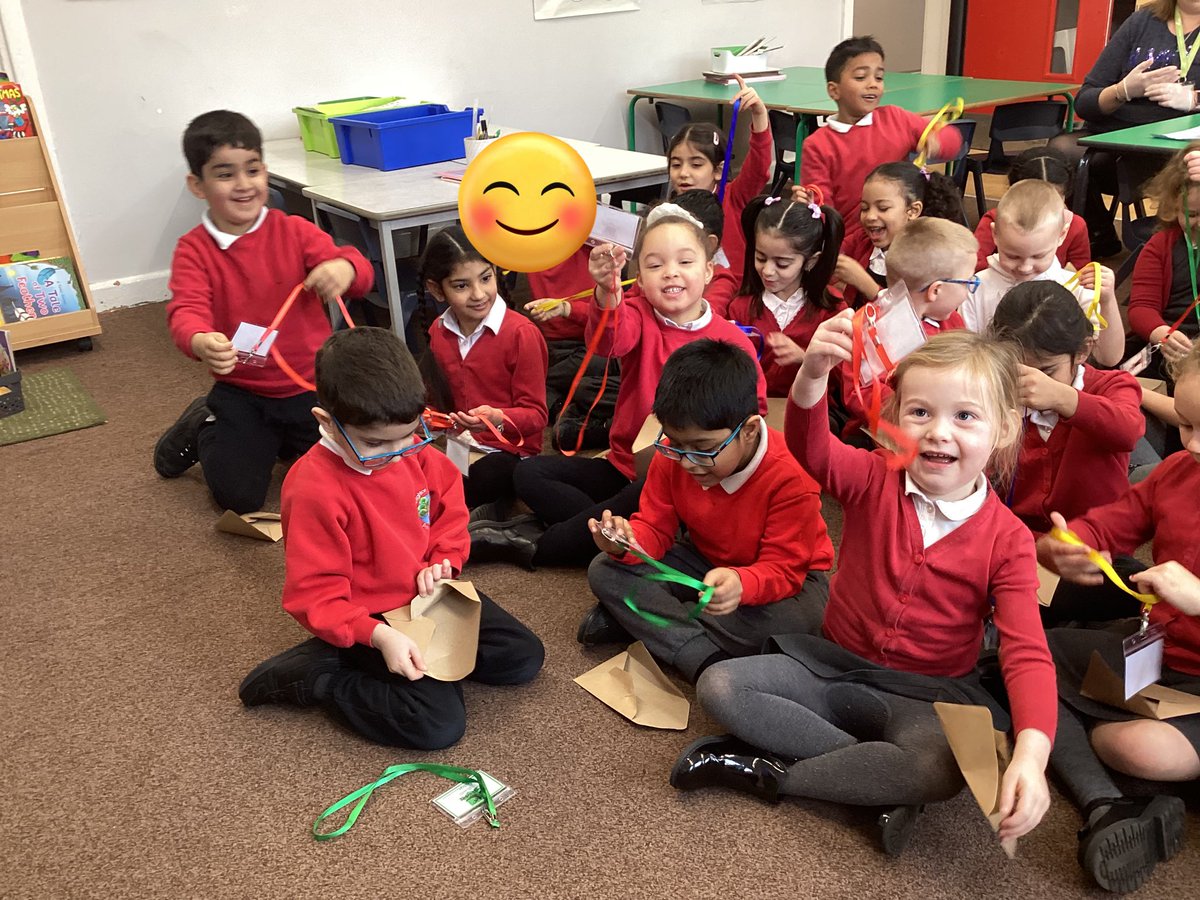 knightontmet's tweet photo. Today Knighton Mead launched the new βHouseβ system. The children were given special envelopes and found out which house they belonged too. #Bloomfieldclass are super excited to see what will happen nextβ¦π§π¦π€©βοΈ #Collaboration #Community https://t.co/0VMWjOlLQ7