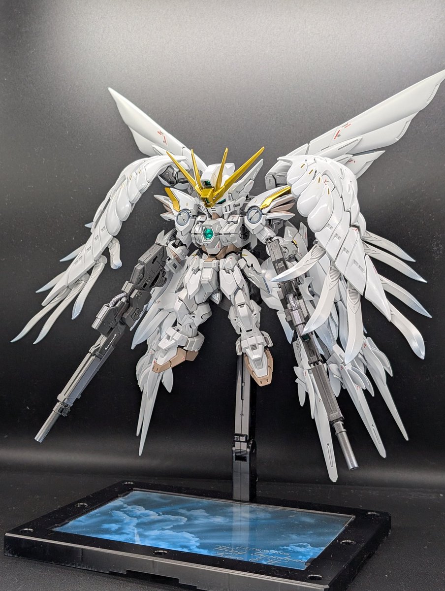 MGSDウィングガンダムスノーホワイトプレリュード完成しましたー