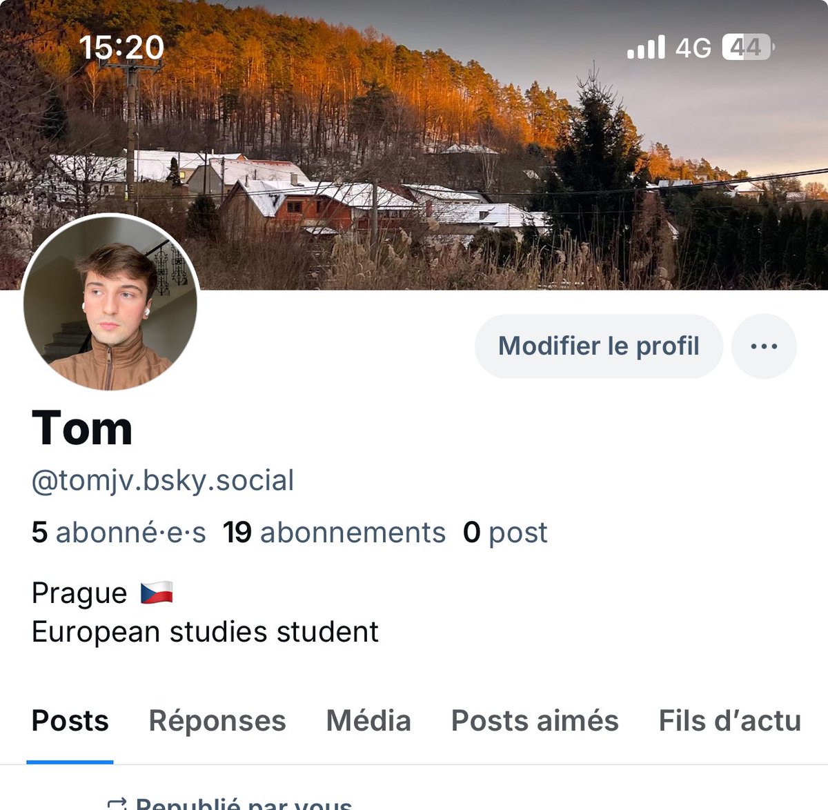 Tom_ate_'s tweet image. Bon je tweet jamais mais Twitter a toujours été une plateforme importante pour moi, mais c’est le bon moment de partir ! Plus aucun plaisir à rester à facholand ✊🏻

Donc on se retrouve sur Bluesky, Mastodon, et sur insta (insta en dm) !!

@HelloQuitteX #HelloquitteX #quitx