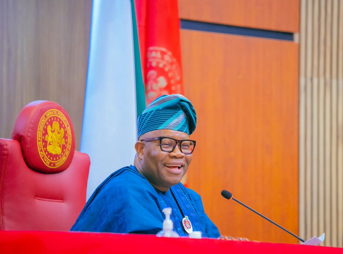 JoyWilliam13426's tweet photo. Akpabio challenges the Senate to scrutinize the 2025 budget for maximum national benefit. #LegislativeFocus https://t.co/HpSSfNqN23