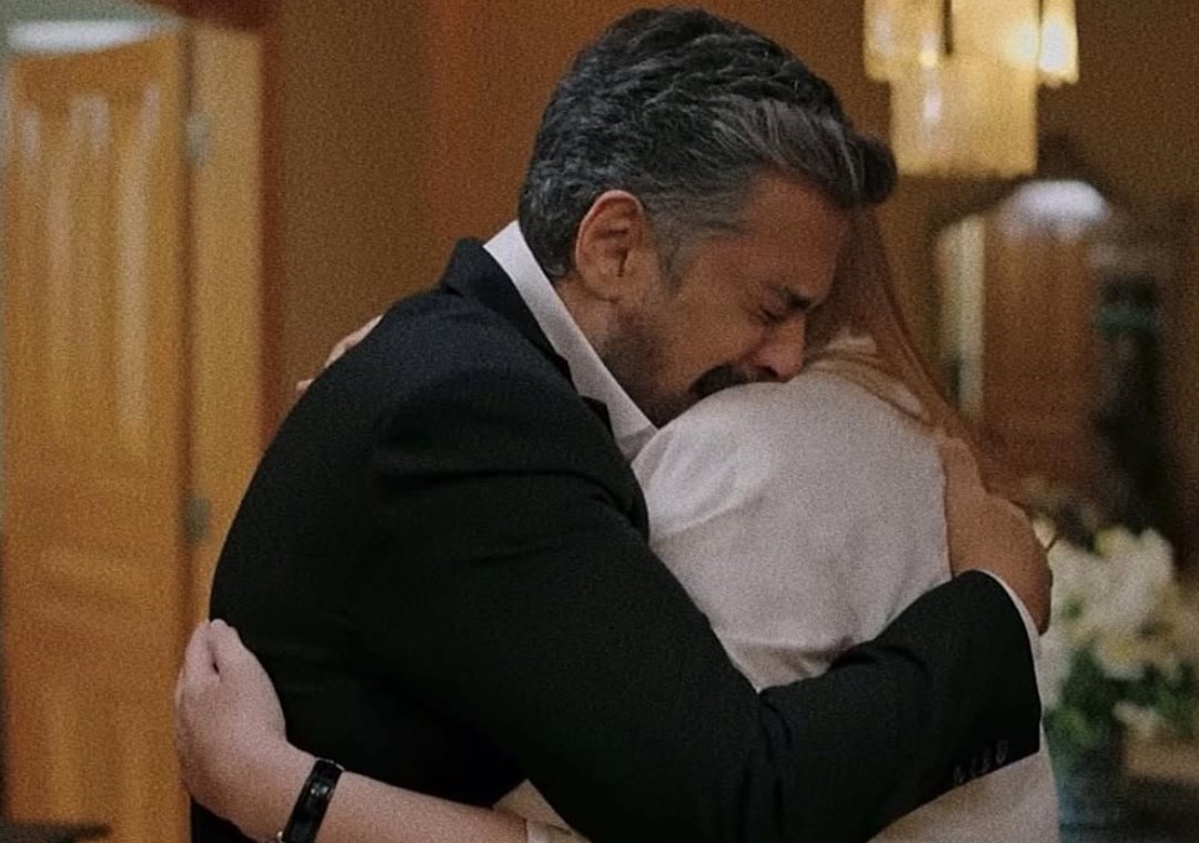 justtaslihaan's tweet image. Önce geçmişleriyle alakalı bişeyler ortaya atıp sonra olayın üstünü kapattınız.İfOr'un geçmişini ve geleceğini  izlemek istiyoruz. #İfOr