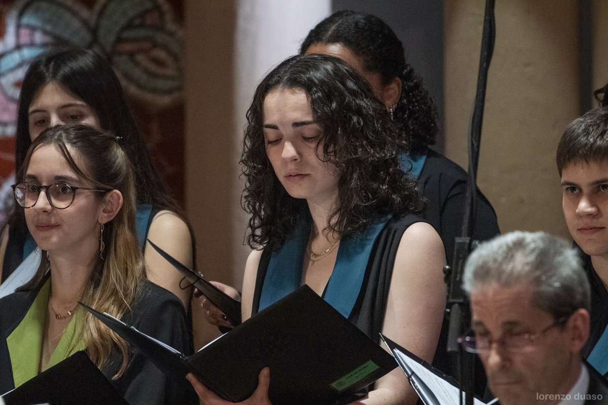 CorNoies OrfeóCatalà (@cordenoies) on Twitter photo 📸Un recull d'imatges del concert de dissabte al <a href="/palaumusicacat/">Palau de la Música Catalana</a>! Vam interpretar 'Les trompetes de la mort' de <a href="/marctimon/">Marc Timón</a>, amb l'<a href="/OSValles/">Simfònica del Vallès (OSV)</a> i el director <a href="/XavierPuigOrtiz/">Xavier Puig</a>
Divendres vam ser també a La Faràndula (Sabadell) i diumenge a <a href="/LaFACT_Cultural/">LaFACT Cultural</a> (Terrassa)
©️Lorenzo Duaso 📸Un recull d'imatges del concert de dissabte al <a href="/palaumusicacat/">Palau de la Música Catalana</a>! Vam interpretar 'Les trompetes de la mort' de <a href="/marctimon/">Marc Timón</a>, amb l'<a href="/OSValles/">Simfònica del Vallès (OSV)</a> i el director <a href="/XavierPuigOrtiz/">Xavier Puig</a>
Divendres vam ser també a La Faràndula (Sabadell) i diumenge a <a href="/LaFACT_Cultural/">LaFACT Cultural</a> (Terrassa)
©️Lorenzo Duaso
