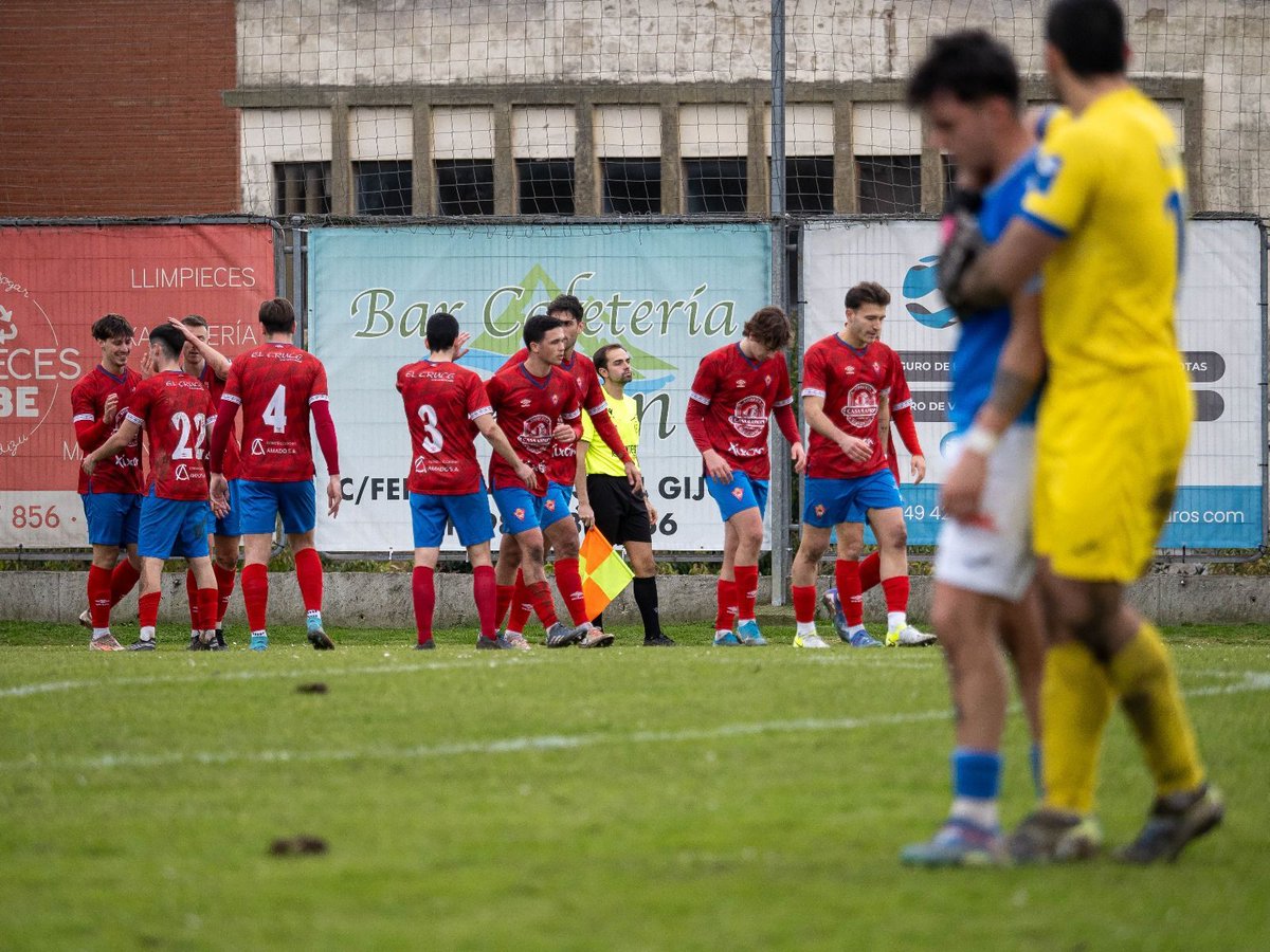 🟥 𝗦𝗘𝗠𝗘𝗬𝗘𝗦  | 🆚 EI San Martín

📸 Álvaro Rodríguez
➕ buff.ly/3DZtBGp 

🔴🔵 #teyeros
🧣 #KeepTheFaith