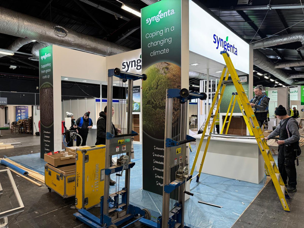 SyngentaTurfUK's tweet image. Stand 226 #BTME2025, just about ready for you all.

Drop by and pick up your Syngenta #OperationPollinator flower seed boxes 🐝🌻🌼

What to see and do ⬇️
syngentaturf.co.uk/news/syngenta_…