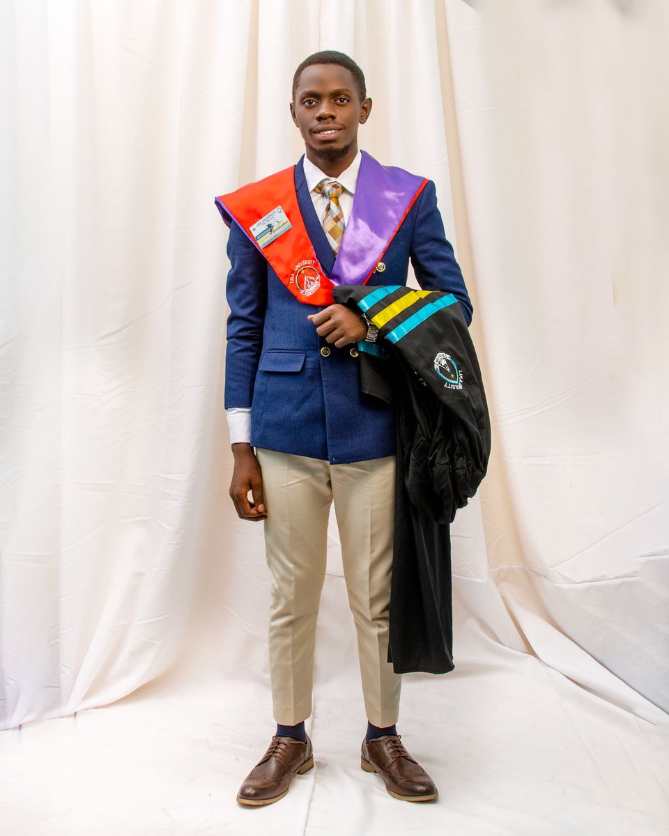 Tr_Ssembogga's tweet photo. Hello Hassan Wagaluka, Congratulations! 🎊 As A Teacher,  I'm So Proud For Having Added A Brick To Your Life's Journey. I Will Forever Be Grateful. But Most Importantly,  I Really Thank You For Never Giving Up! 

As You May  Be Aware Already, The Challenges In Public Health Are Enormous. Go Solve Them, For They Are The Greatest Opportunity For You. I Wish For You Allah's Guidance.