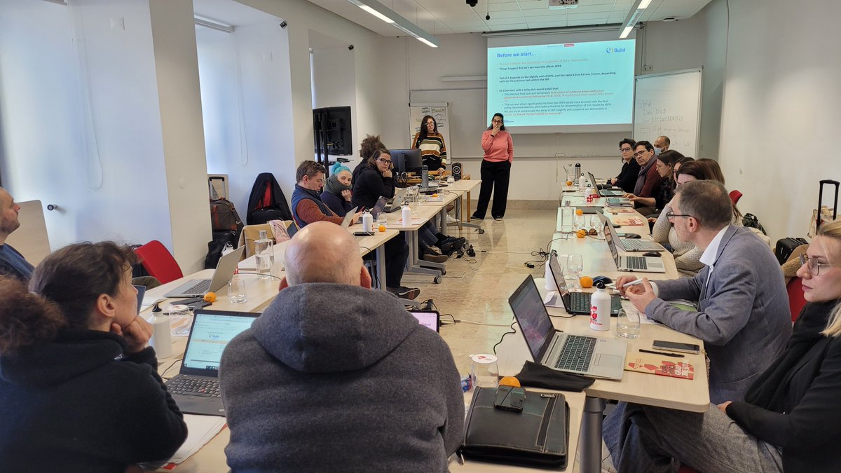 Inst_Donabedian's tweet photo. ✔️👏🏻FAD team has presented the progress on the Identification of Promising Policies and Governance practice, after a year of work, for collaboration in the design of care policies and systems and in the construction of care solutions that are sustainable and focused on the needs of people.