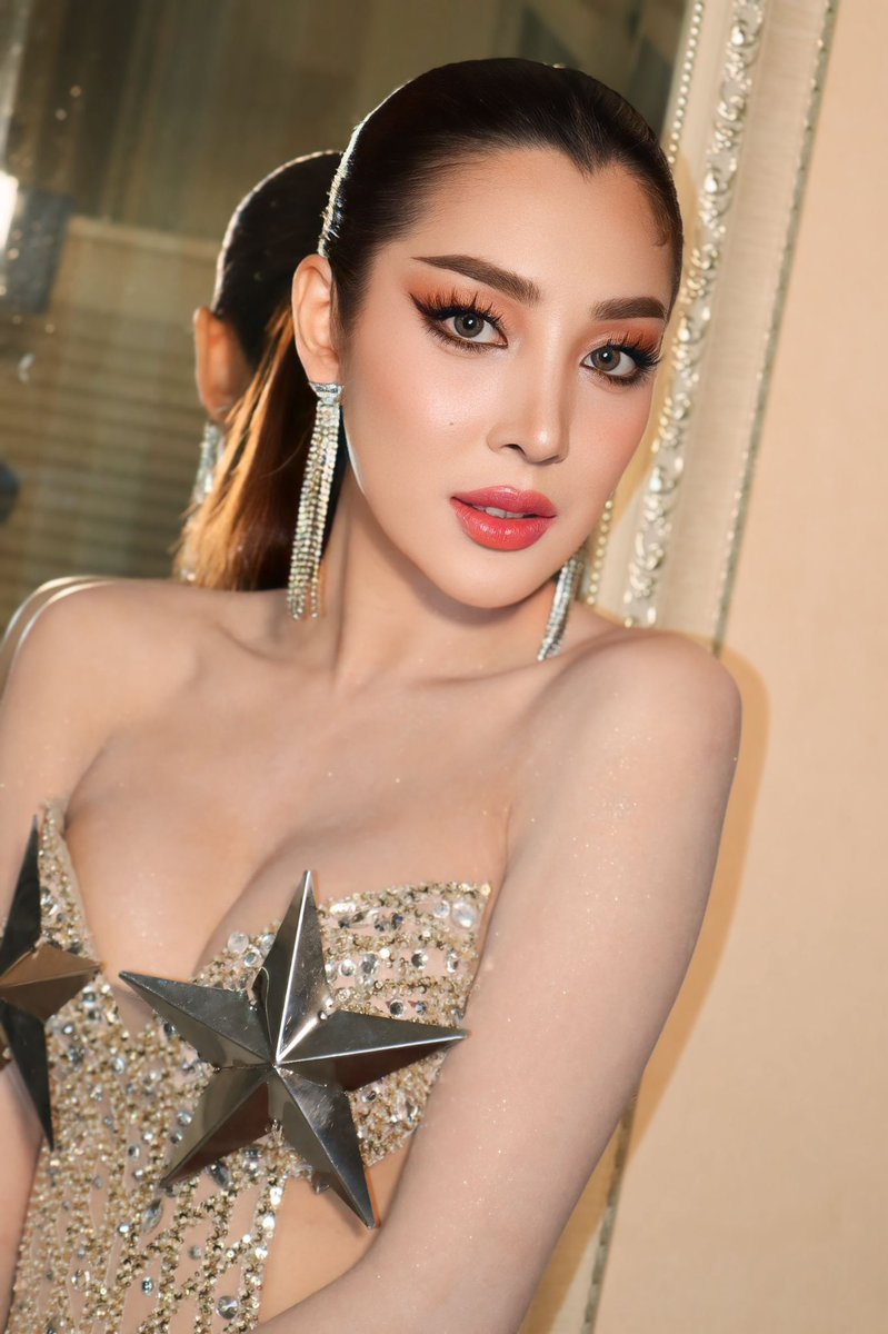 Ferinweerin's tweet photo. ลุคเปิดตัวผู้เข้าประกวดมิสแกรนด์ไทยแลนด์ 2025  เฟริน วีรินท์ แก้วปุก มิสแกรนด์ เย้ยฟ้า ท้าดิน ได้ยิน ถึงนครสวรรค์ ❤️❤️ #เฟรินวีรินท์ #ferinweerin #มิสแกรนด์นครสวรรค์2025 https://t.co/2ITUvxVLF3