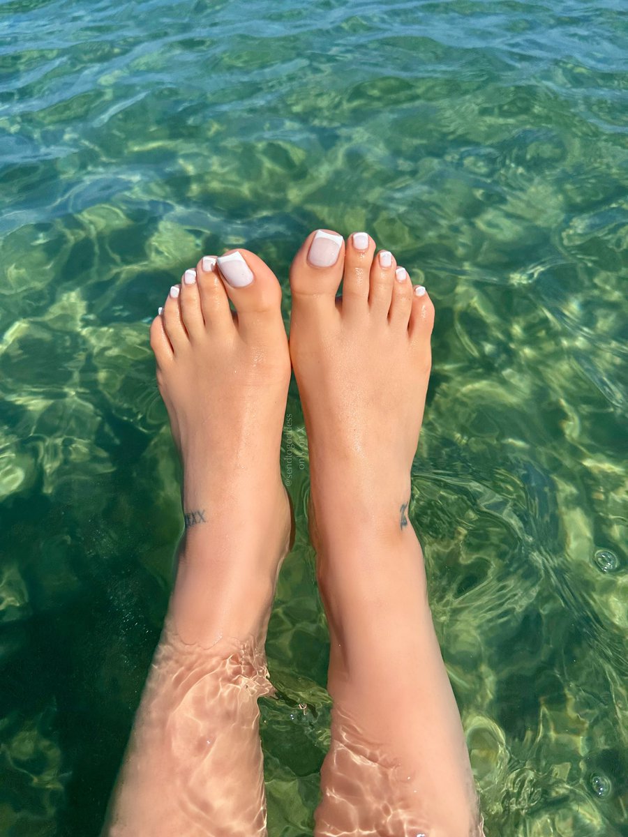 My pretty feet deserve your money more than you!