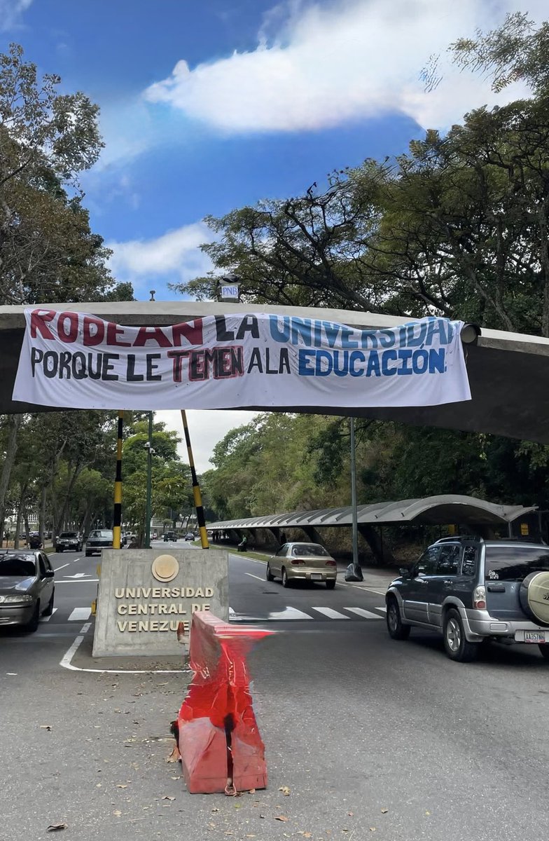 ¡Basta del asedio policial a la UCV!