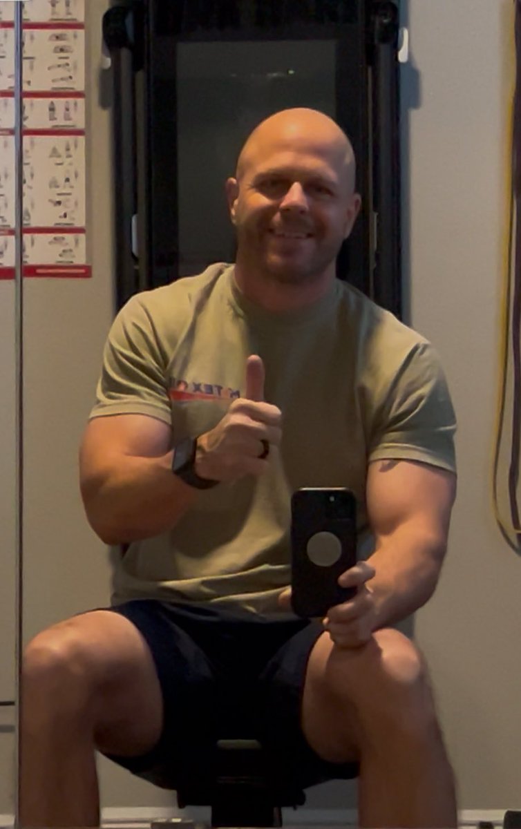 ColonelRedmond's tweet photo. Got it done with a smile this morning. It’s not always easy, but every step forward is a win. Stay consistent, keep grinding, and don’t forget to enjoy the journey. 🫡 #MentalLab #KeepPushing https://t.co/RKAdJhKFM5