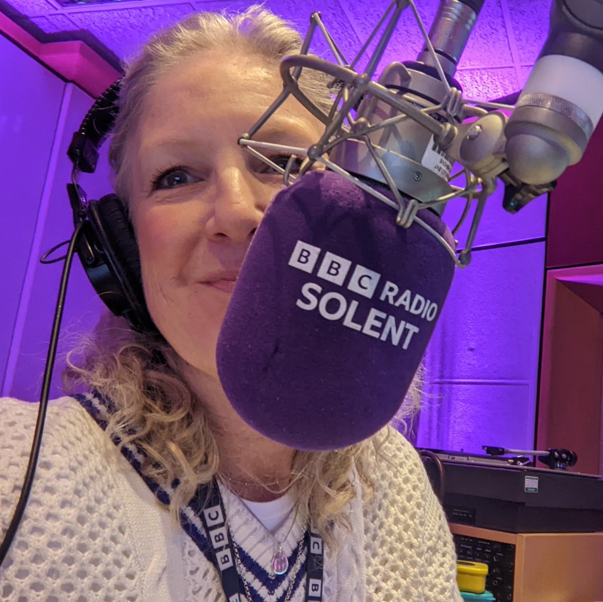 In the chair this afternoon 2-6pm <a href="/BBCRadioSolent/">BBC Radio Solent</a> and the best bit? The totally fabulous <a href="/comedylopez/">Ignacio Lopez</a> is my big guest! Listen live or find us anytime on BBC Sounds! 🎈
