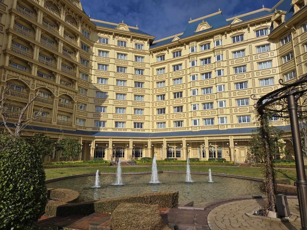 clavis's tweet image. 結婚記念日だったのでディズニーランドホテルに泊まりました