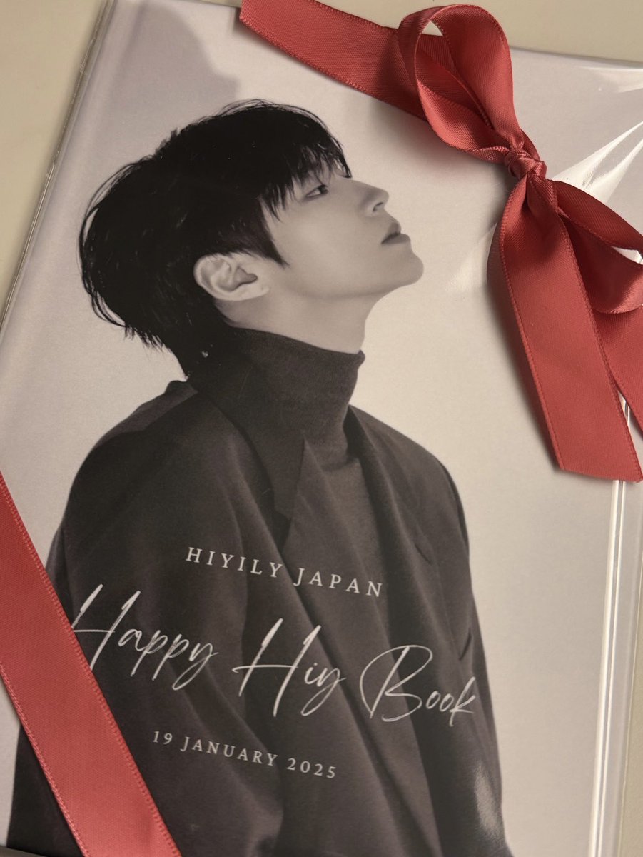 hi__hiy_ily's tweet photo. 250119 HWANG IN YOUP FANMEETING TOUR in OSAKA <IN LOVE>

誕生日は楽屋花とケーキをお送りしました🎂皆さんのメッセージはアルバムにしてプレゼントBOXに入れてさせてもらってます♡色々変更がありご迷惑をおかけしましたが、本当にありがとうございました😭
#황인엽 #ファンイニョプ #HwangInYoup https://t.co/HHxBwh6VZW