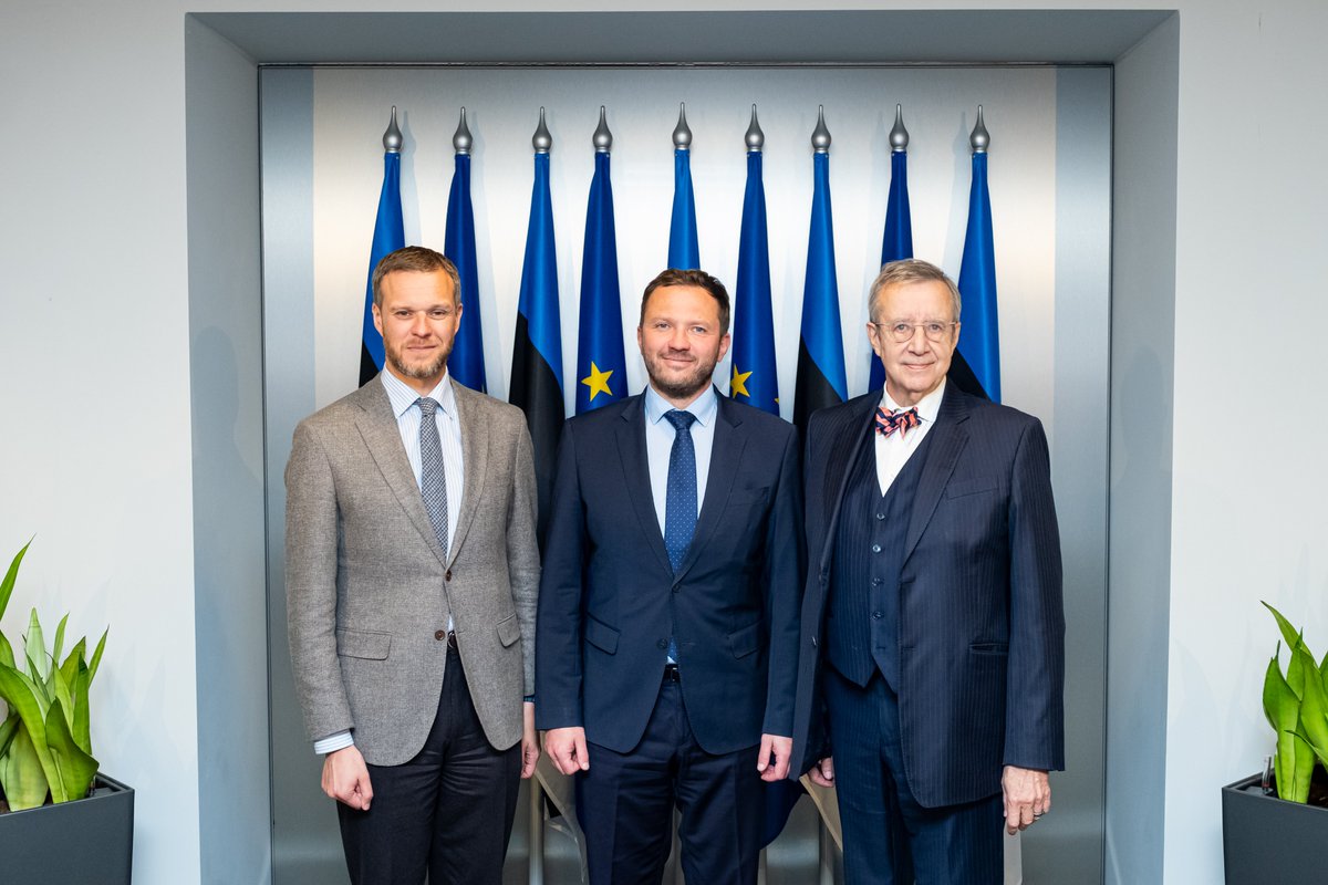 Tsahkna's tweet image. Glad to welcome #CBSSwisepersons @IlvesToomas &amp;amp; @GLandsbergis in Tallinn today.

A close &amp;amp; broad cooperation with like-minded countries in the #BalticSea is becoming highly important. During 🇪🇪 #CBSS Presidency we will focus on changing the security environment of the region.
