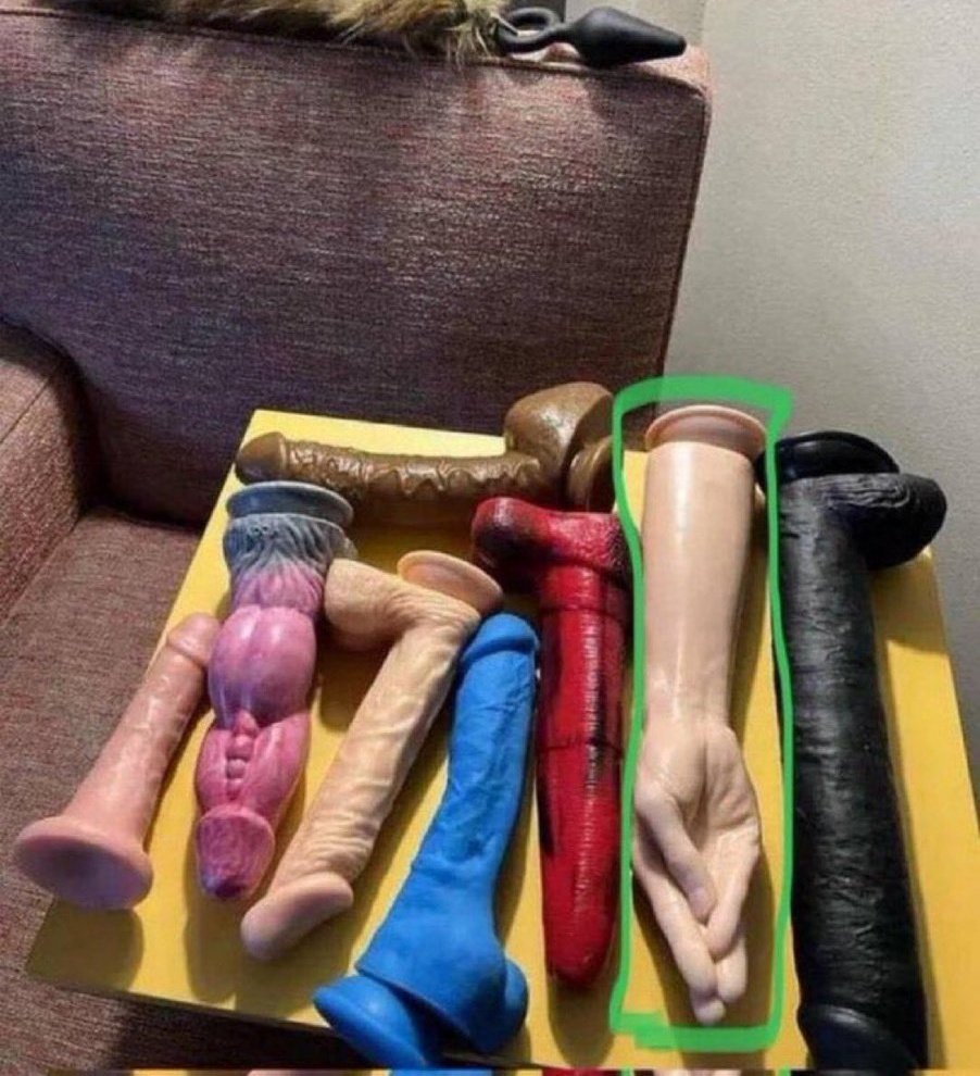 Choji_ES's tweet image. #DearMen 

⚠️Avoid any woman who bet  
⚠️Avoid any woman who smokes 
⚠️Avoid a woman who can not cook
⚠️Avoid any woman who clubs weekly 
⚠️Avoid any woman who has a sex toy

⚠️Avoid any woman whose phone is always on silent or DND
⚠️Avoid a woman who dresses illicitly on social…