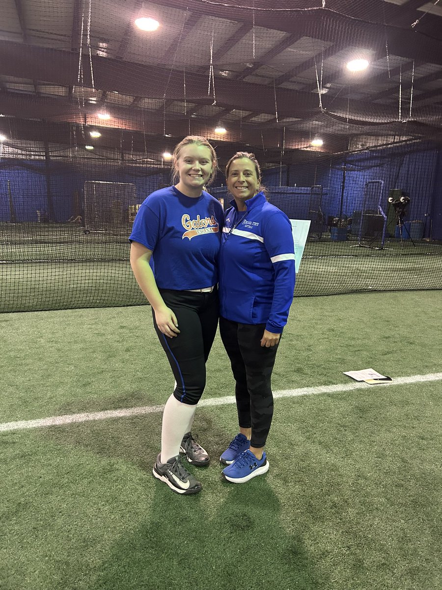 RutherfordIz's tweet image. I had such an amazing time at the ISU Camp yesterday! I had so many opportunities to learn new things from great people. Thank you @CoachWThees and @IndStSoftball girls for putting this together and working with us! @GatorsPhillips