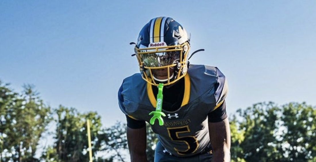 He is known as 'Mr. Do-It-All.'

How did Corey Costner find his way to Virginia? Get to know the early enrollee and his path to UVA via Ava Posey. 

"I'm committed to making everything better. I want to keep working until I get where I want to be." 

247sports.com/college/virgin…