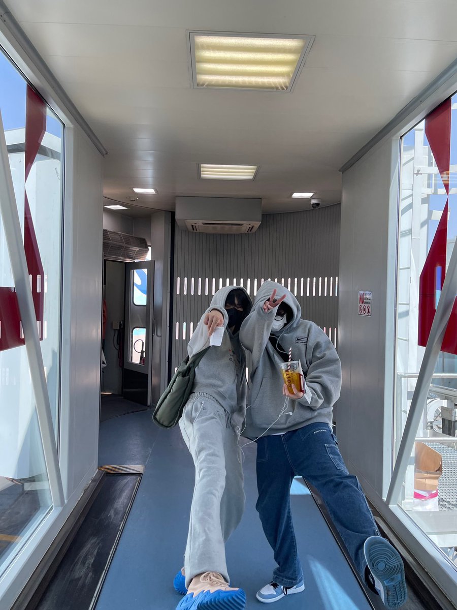 大悟ぉぉぉおおおお
お誕生日おめでとう🎂🎉
やっぱりあんたはスーパースター🌟
ステージで踊ってる大悟を見れて嬉しかったよ☺️
いまは大変な日々かもしれないけど応援してるからね！頑張れ！大悟！
美味しい物たくさん食べてね🍚
#HAPPY_DAIGO_DAY
#スーパースター小林大悟をずっと待ってる
#小林大悟