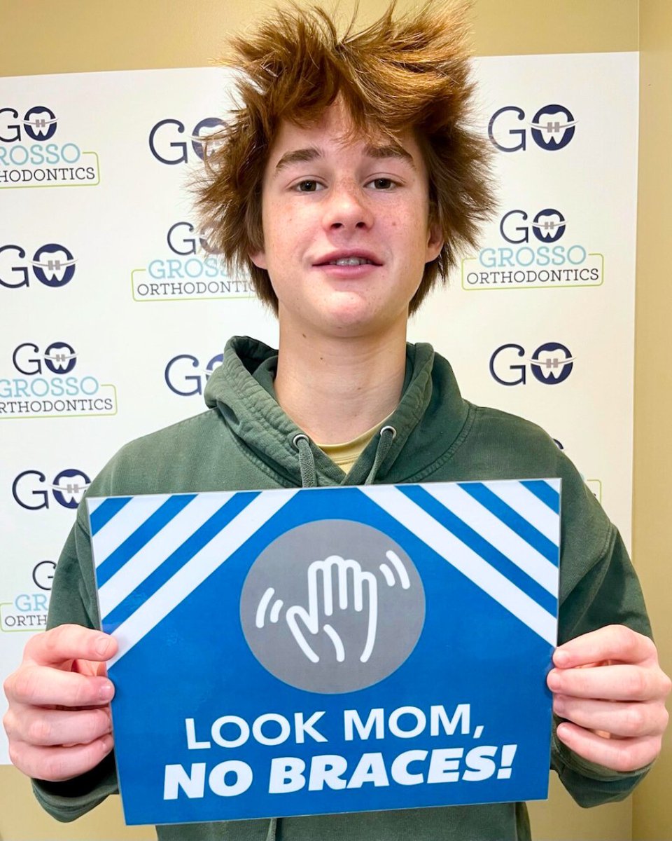 grossoortho's tweet image. 🎉 Big smiles all around 🎉

🔵 Henry’s hard work and dedication have paid off—he got his braces removed!
🟢 Tra'Veon was excited to start his smile journey!

Congratulations, boys! 😁✨

#GrossoOrthodontics #Braces #NewSmiles