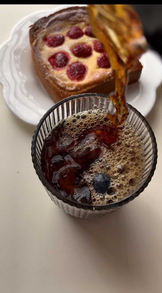 chefsunshin's tweet photo. مسائو و و و و و 
فرنش توست بالكاسترد😋☕️🍞 https://t.co/8IfVNqQleJ