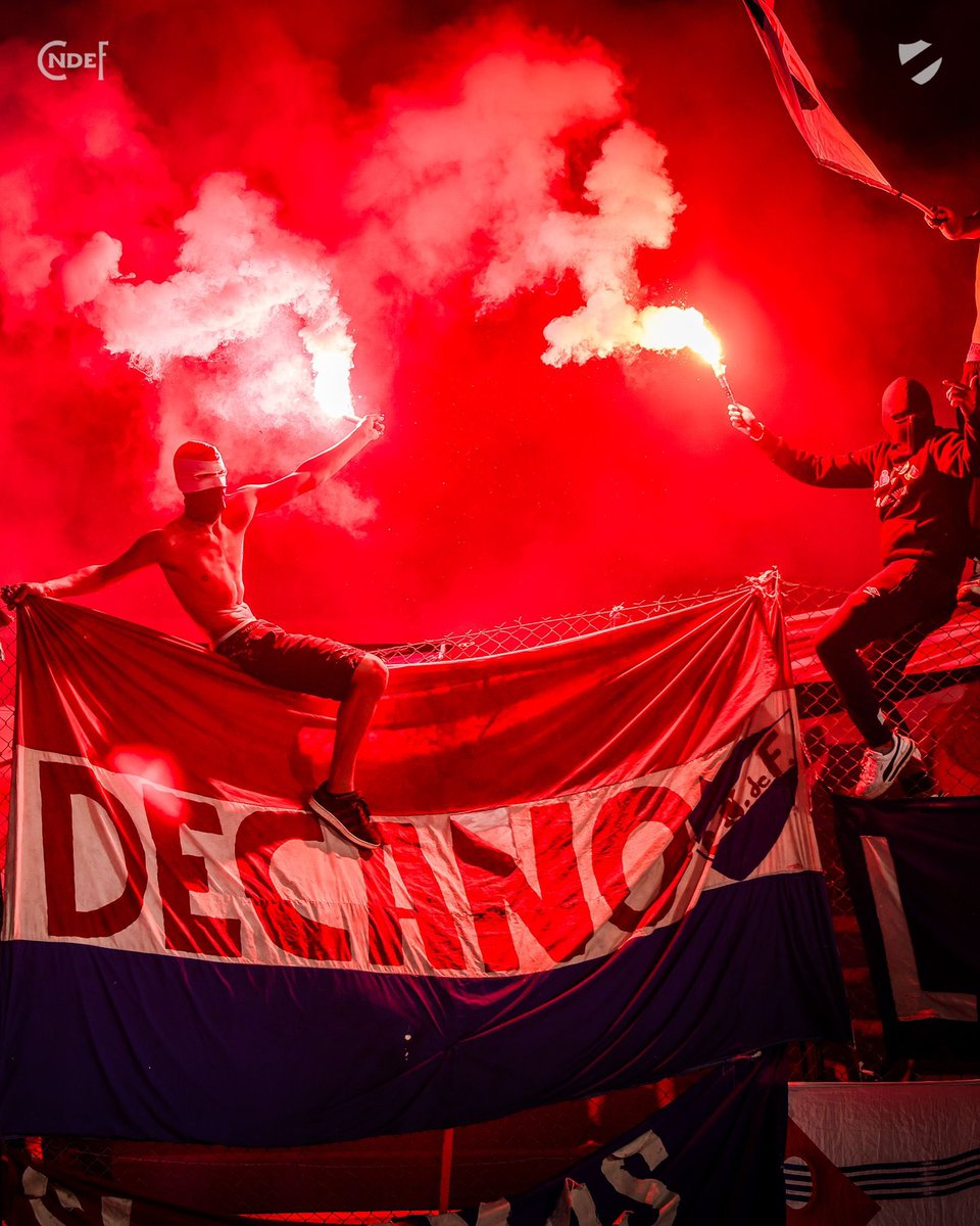 Nacional's tweet image. YO SOY ASÍ, AL BOLSO YO LO QUIERO 🔵⚪️🔴