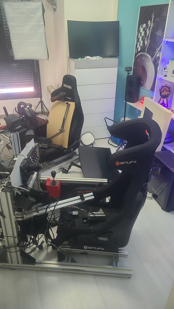 Hoy toca montarlo todo otra vez . 
Esto se nos va de las manos 🤦🤣