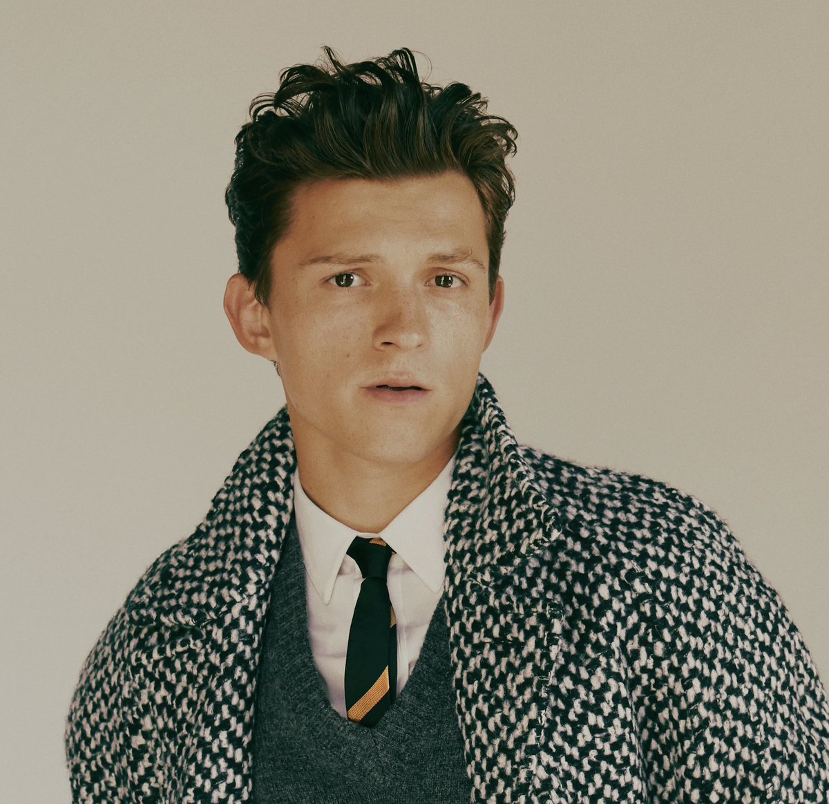 Baswa_'s tweet photo. Tom Holland aura le rôle principal dans “THE ODYSSEY” de Christopher Nolan 

Au cinéma l’année prochaine! https://t.co/Rr6WR49SMX